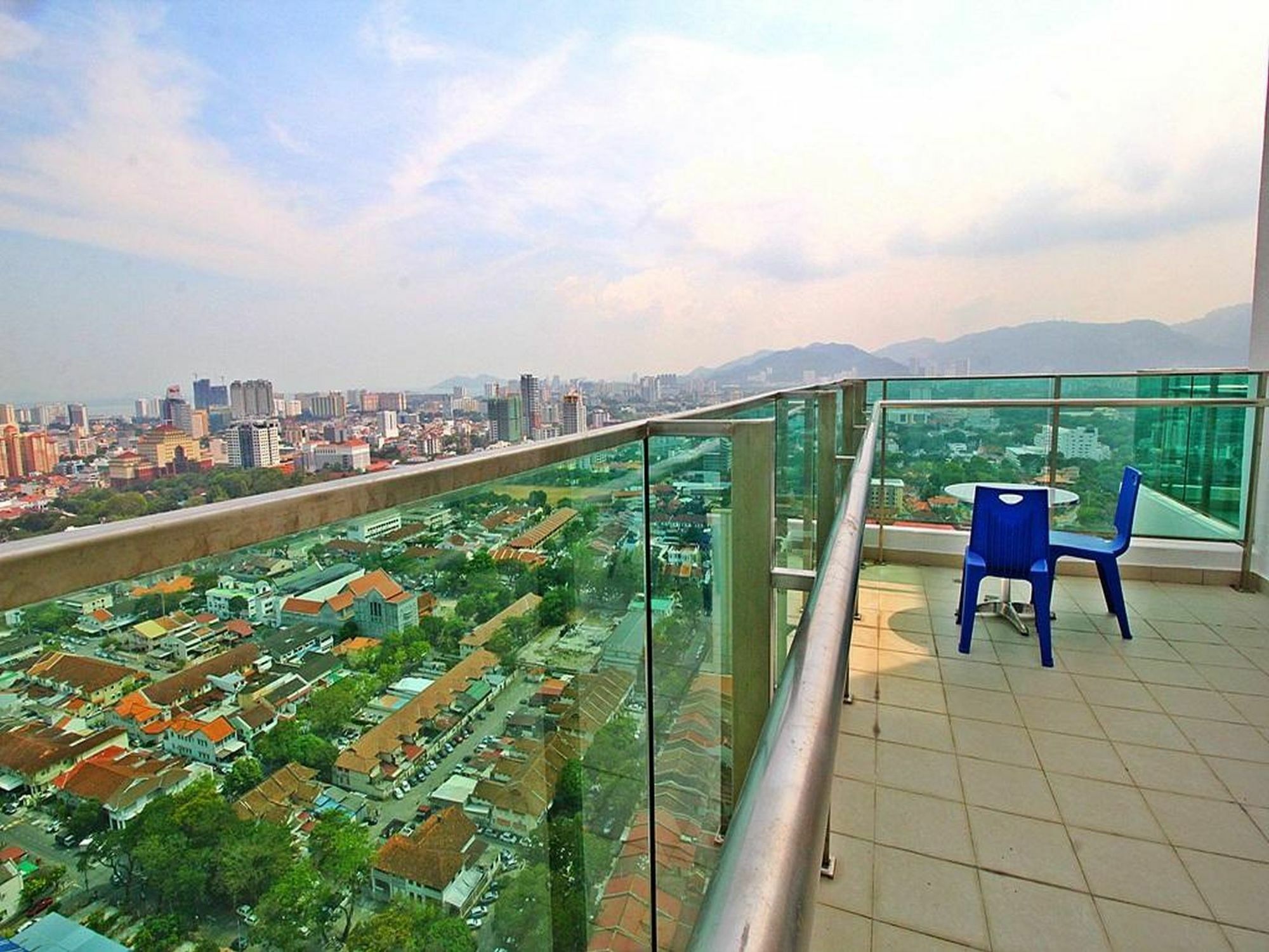 Mansion One Service Apartment Джорджтаун Екстер'єр фото